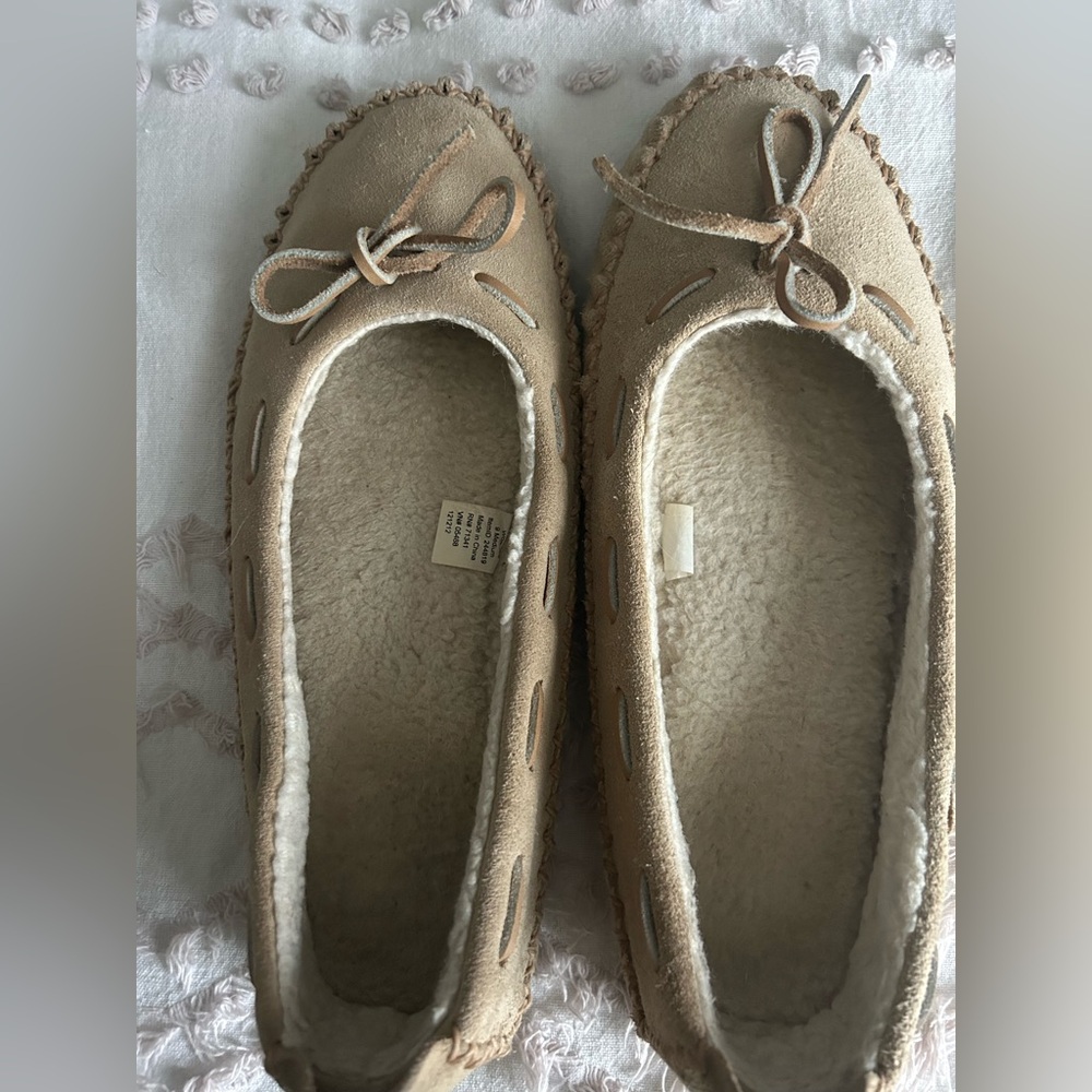 LL Bean slippers